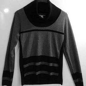 Designer casual knit Grey striped sweater